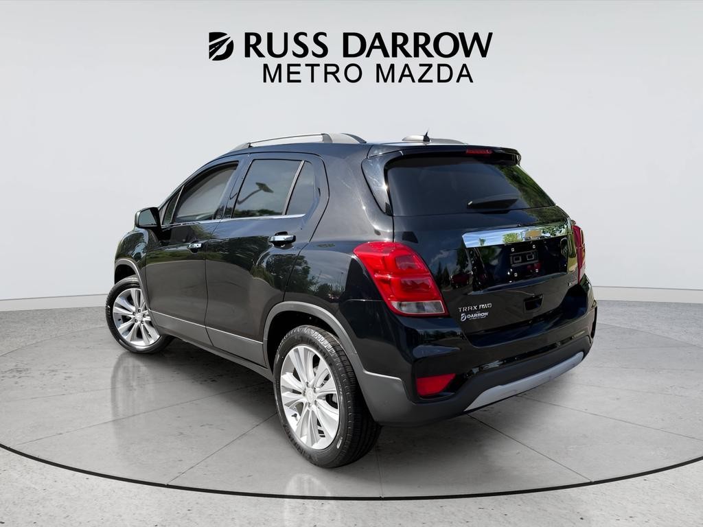 Chevrolet Trax Vehicle Full-screen Gallery Image 03