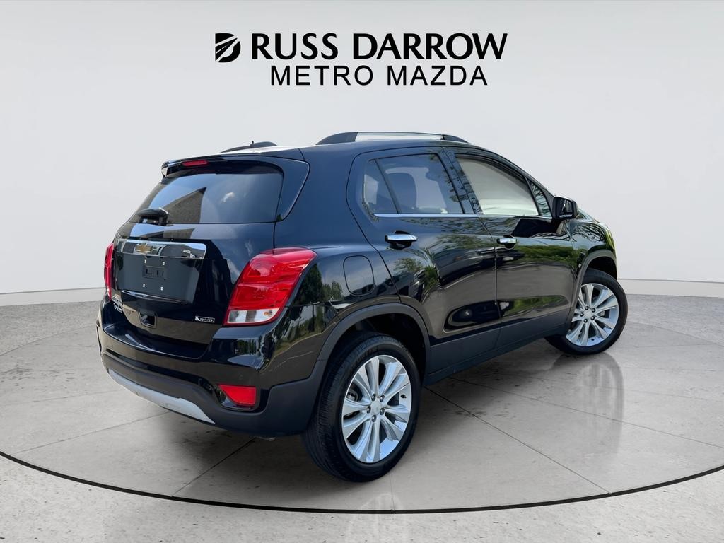 Chevrolet Trax Vehicle Full-screen Gallery Image 05