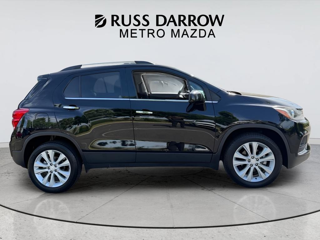 Chevrolet Trax Vehicle Full-screen Gallery Image 06