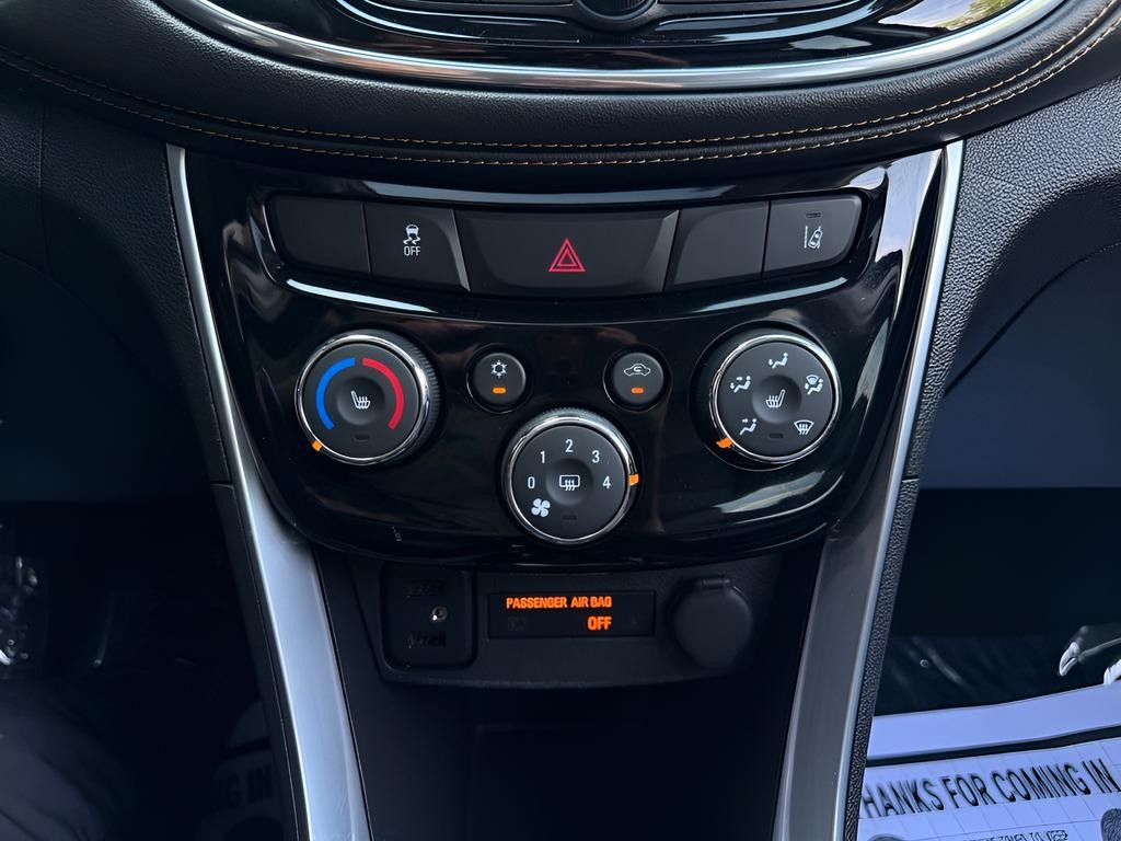 Chevrolet Trax Vehicle Full-screen Gallery Image 18