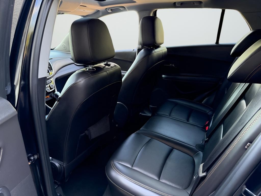 Chevrolet Trax Vehicle Full-screen Gallery Image 22