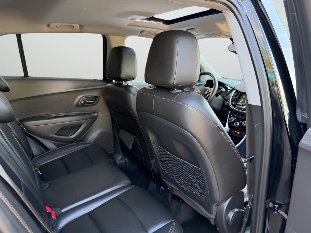 Chevrolet Trax Vehicle Full-screen Gallery Image 27
