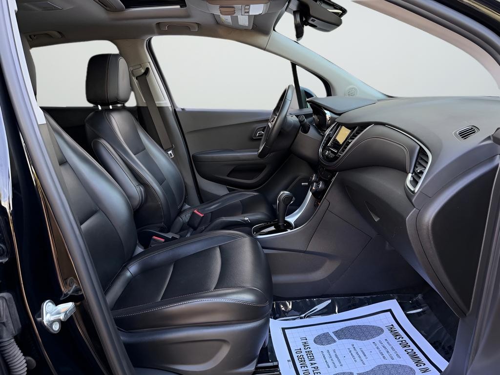 Chevrolet Trax Vehicle Full-screen Gallery Image 29