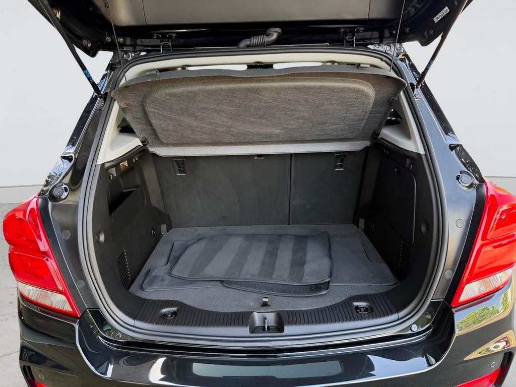 Chevrolet Trax Vehicle Full-screen Gallery Image 31