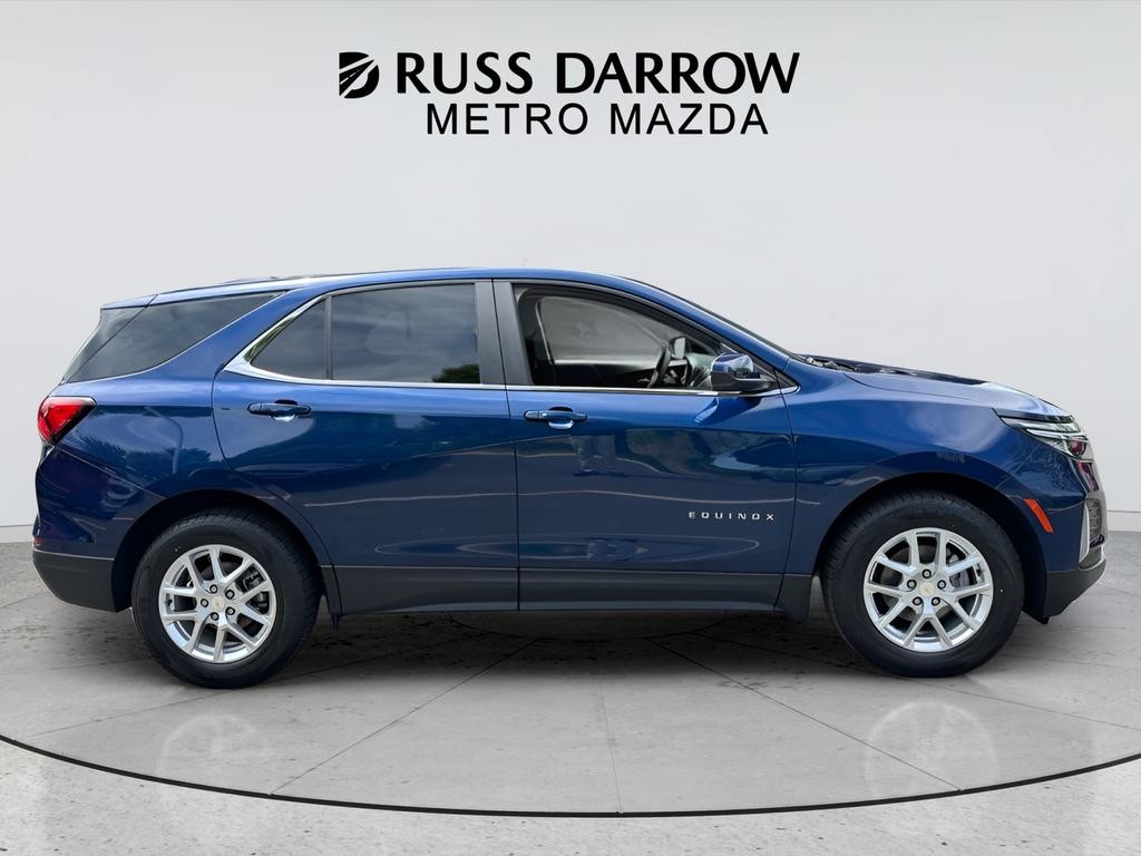Chevrolet Equinox Vehicle Full-screen Gallery Image 06