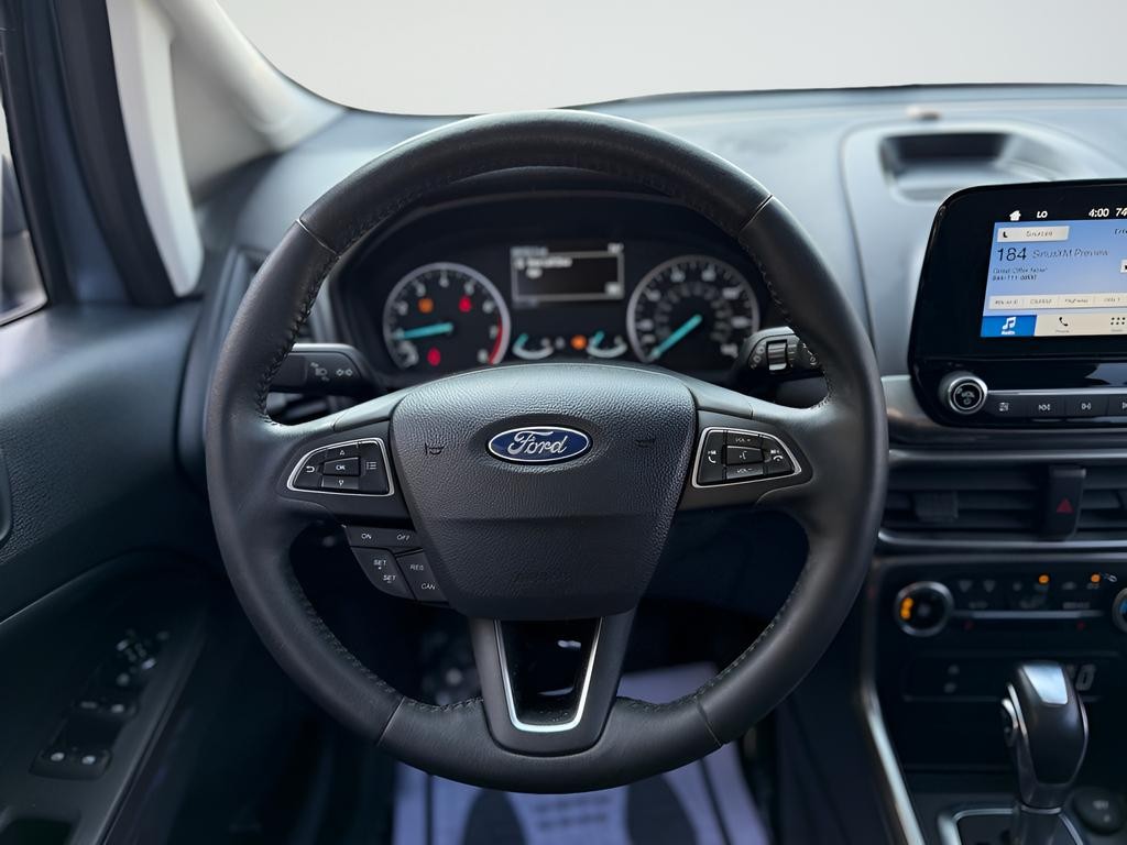 Ford EcoSport Vehicle Full-screen Gallery Image 14