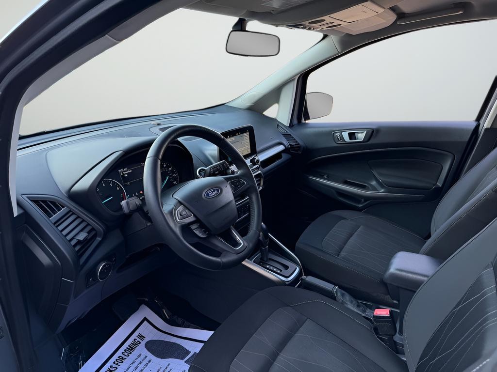 Ford EcoSport Vehicle Full-screen Gallery Image 22