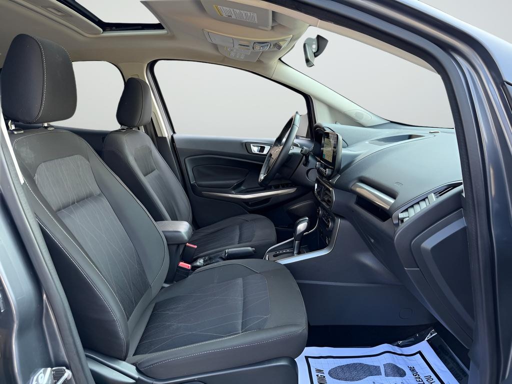 Ford EcoSport Vehicle Full-screen Gallery Image 28
