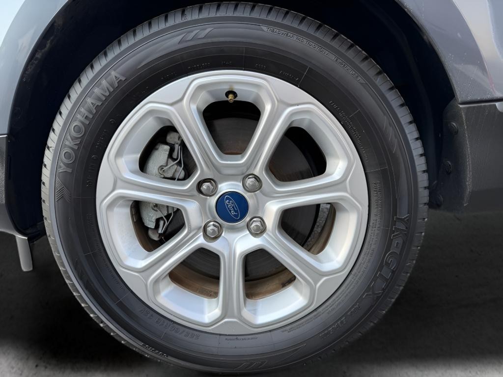 Ford EcoSport Vehicle Full-screen Gallery Image 31