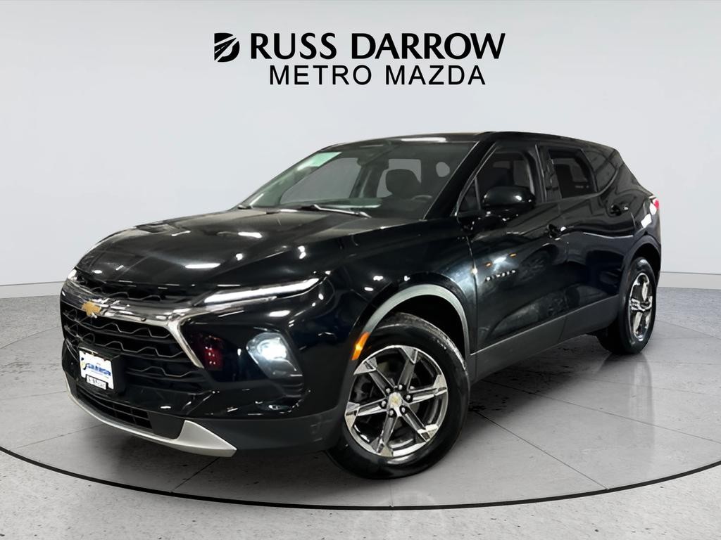 Chevrolet Blazer Vehicle Full-screen Gallery Image 01