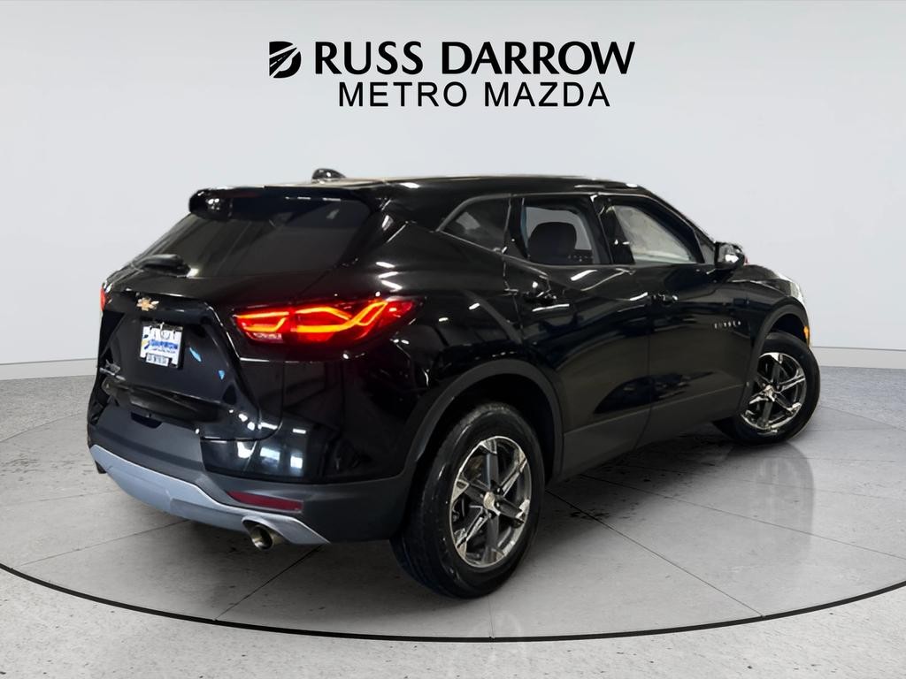 Chevrolet Blazer Vehicle Full-screen Gallery Image 05