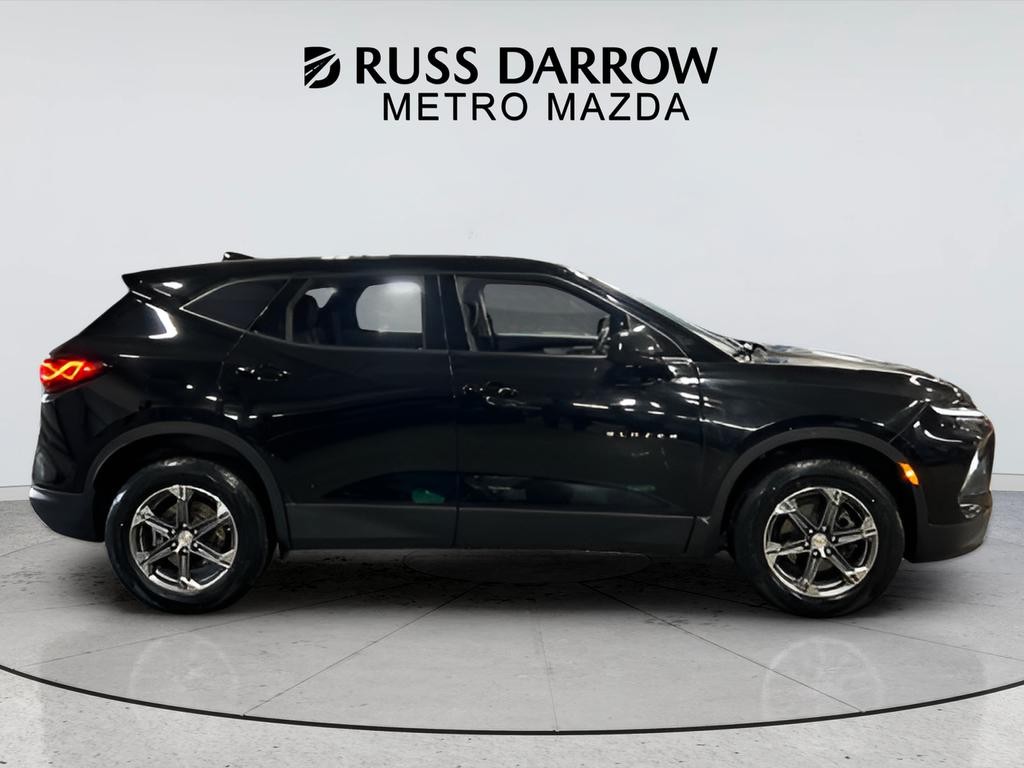 Chevrolet Blazer Vehicle Full-screen Gallery Image 06