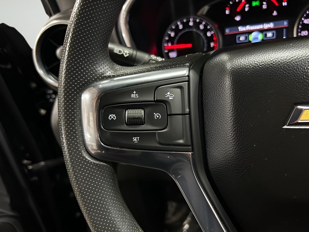 Chevrolet Blazer Vehicle Full-screen Gallery Image 12