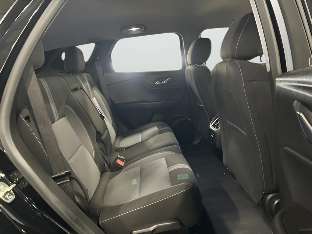 Chevrolet Blazer Vehicle Full-screen Gallery Image 26