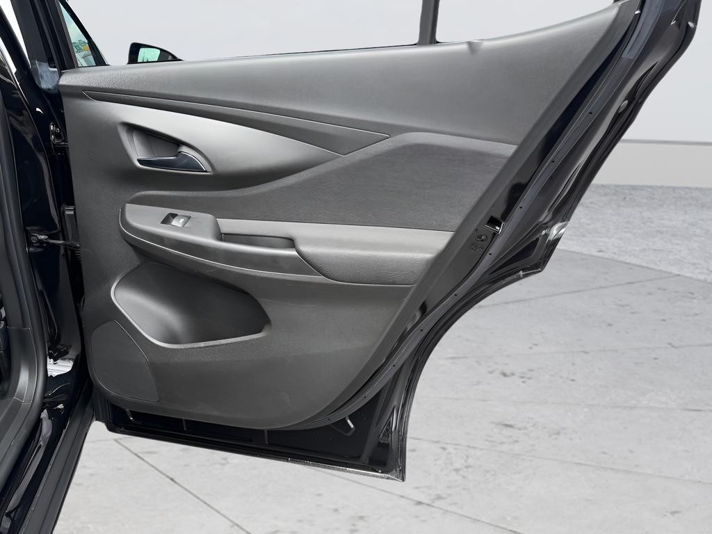 Buick Envista Vehicle Full-screen Gallery Image 23