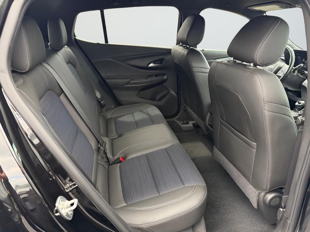 Buick Envista Vehicle Full-screen Gallery Image 25