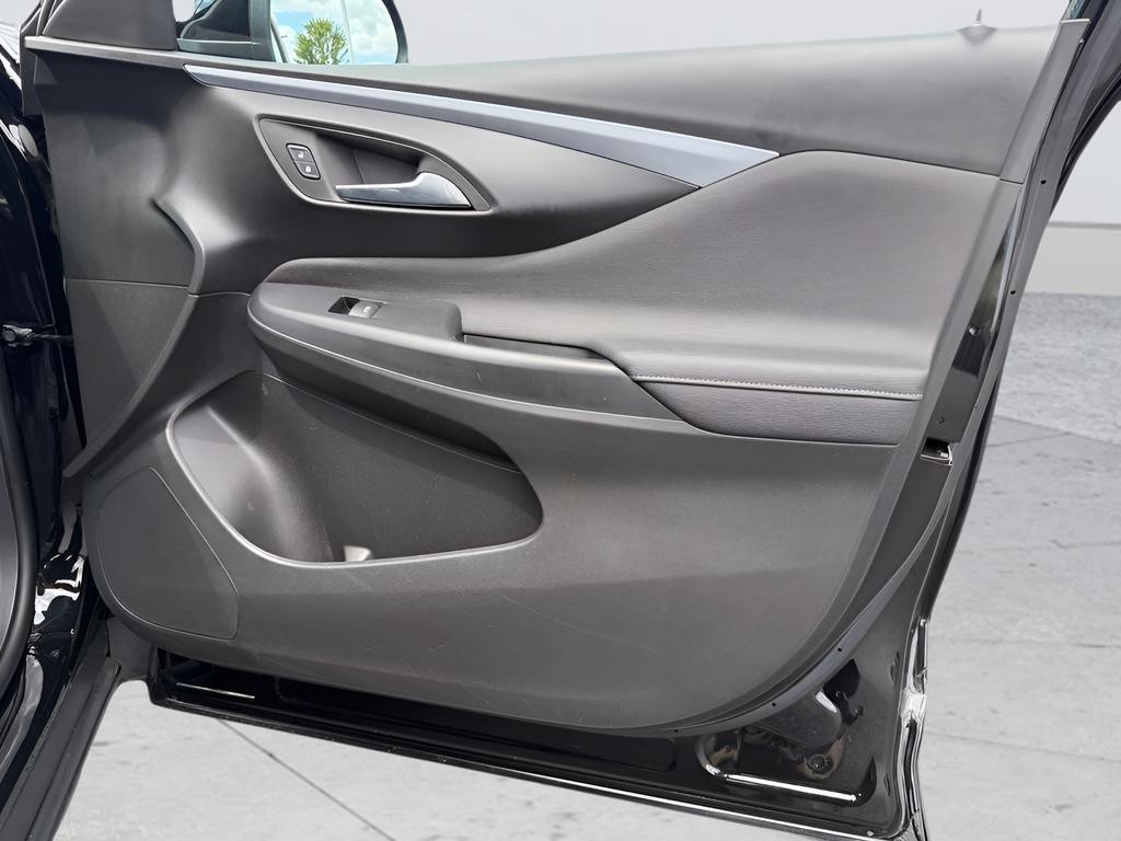 Buick Envista Vehicle Full-screen Gallery Image 26