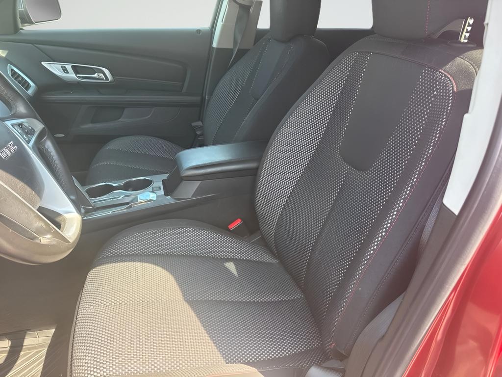 GMC Terrain Vehicle Full-screen Gallery Image 09