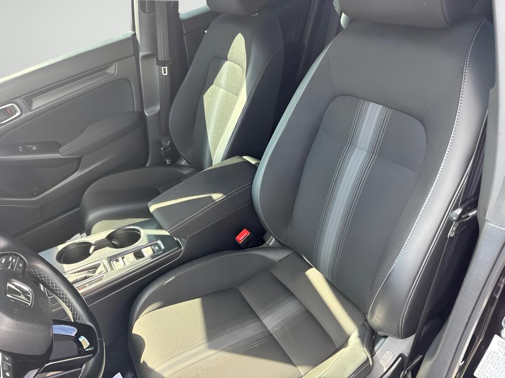 Honda Civic Sedan Vehicle Full-screen Gallery Image 09