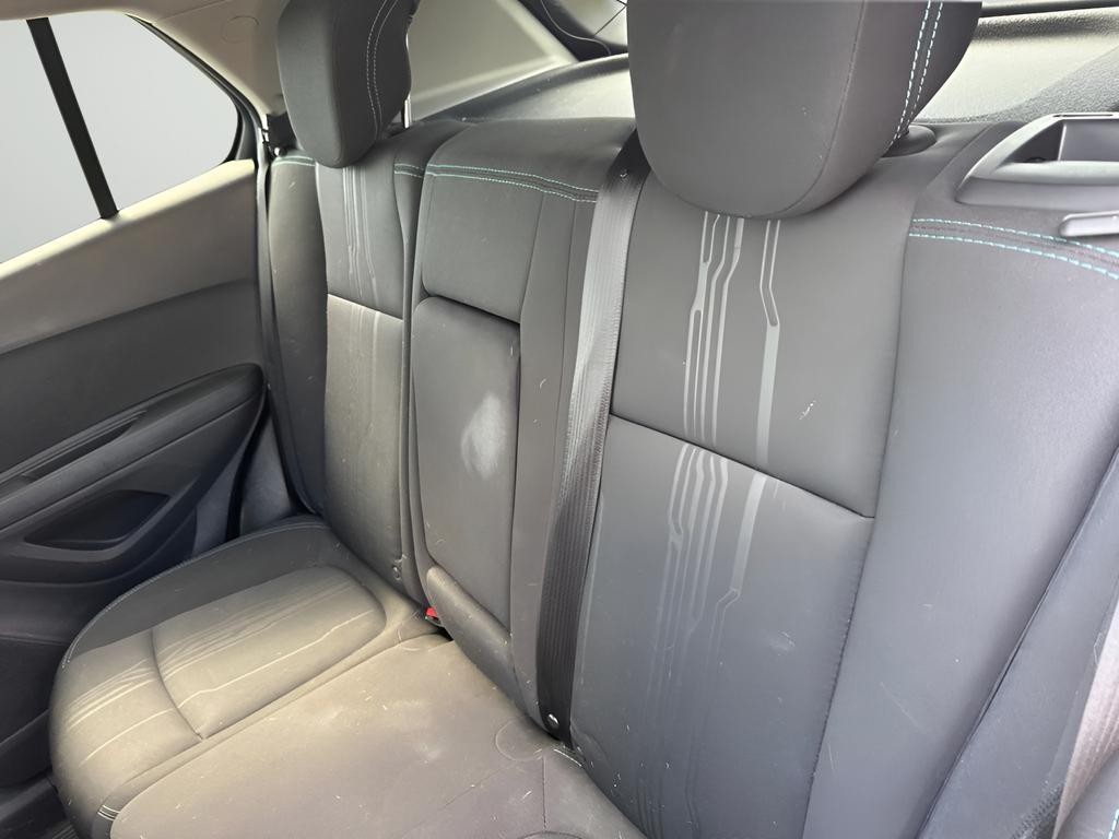 Chevrolet Trax Vehicle Full-screen Gallery Image 07
