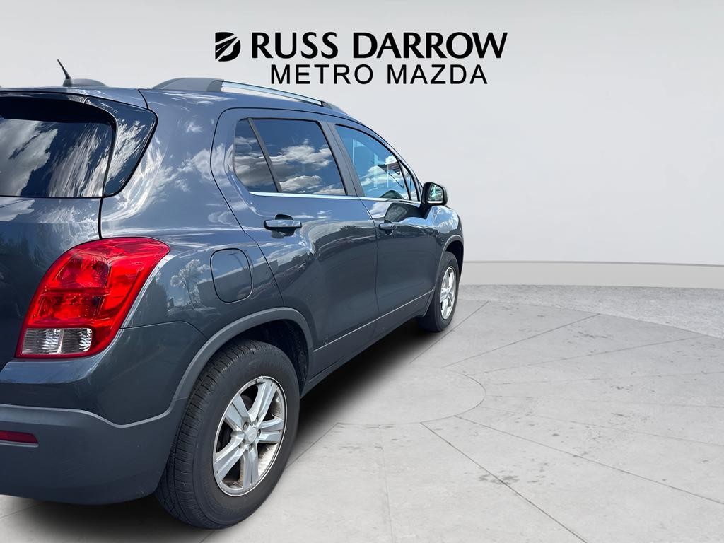 Chevrolet Trax Vehicle Full-screen Gallery Image 16