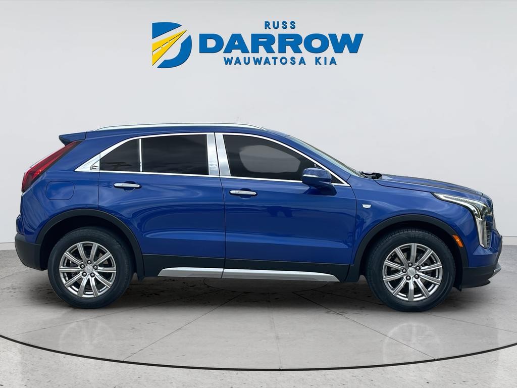 Cadillac XT4 Vehicle Full-screen Gallery Image 06