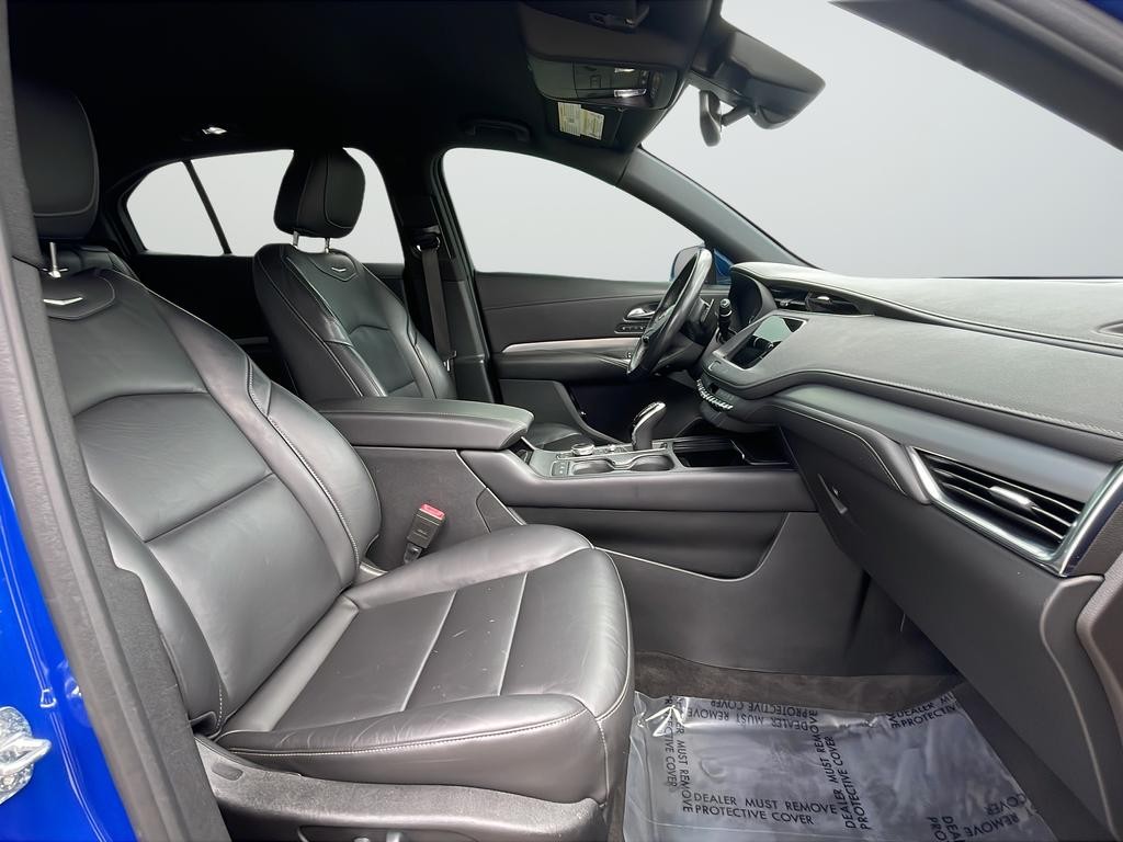 Cadillac XT4 Vehicle Full-screen Gallery Image 15