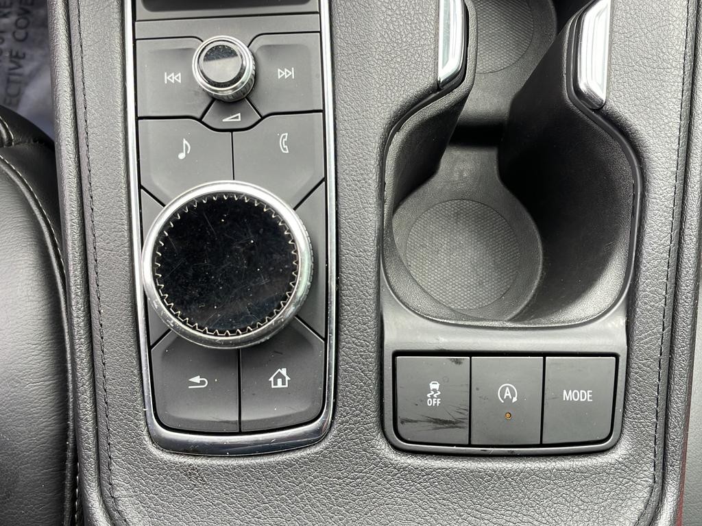 Cadillac XT4 Vehicle Full-screen Gallery Image 21