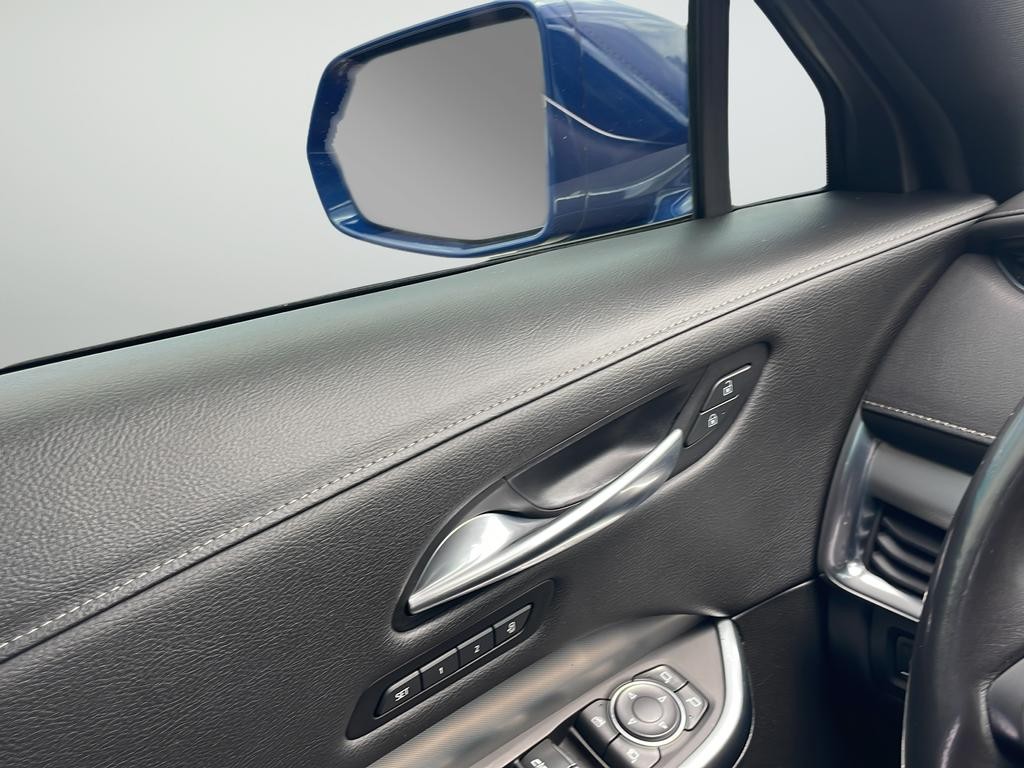 Cadillac XT4 Vehicle Full-screen Gallery Image 31