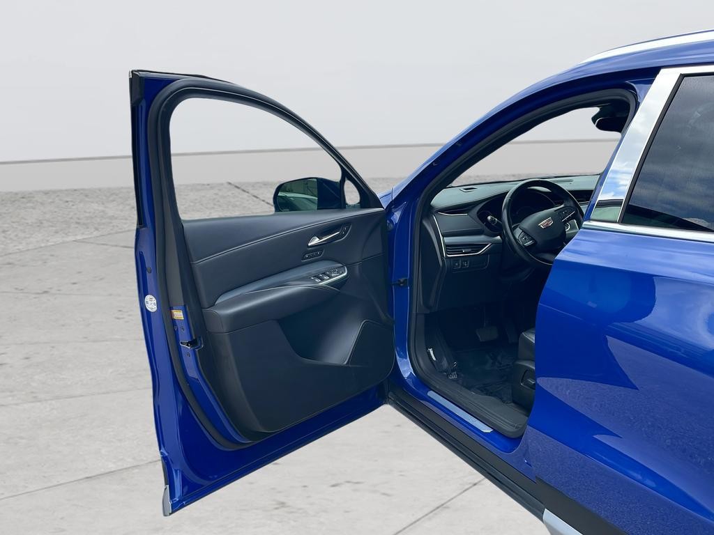 Cadillac XT4 Vehicle Full-screen Gallery Image 34