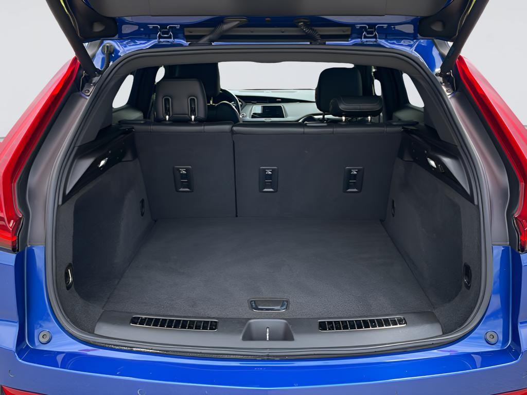 Cadillac XT4 Vehicle Full-screen Gallery Image 37