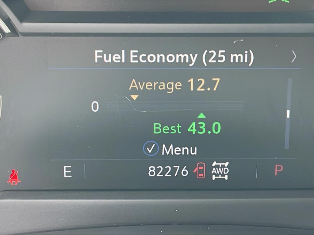 Cadillac XT4 Vehicle Full-screen Gallery Image 38