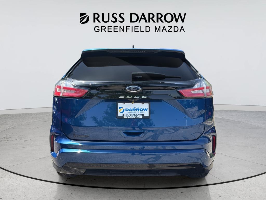 Ford Edge Vehicle Full-screen Gallery Image 04