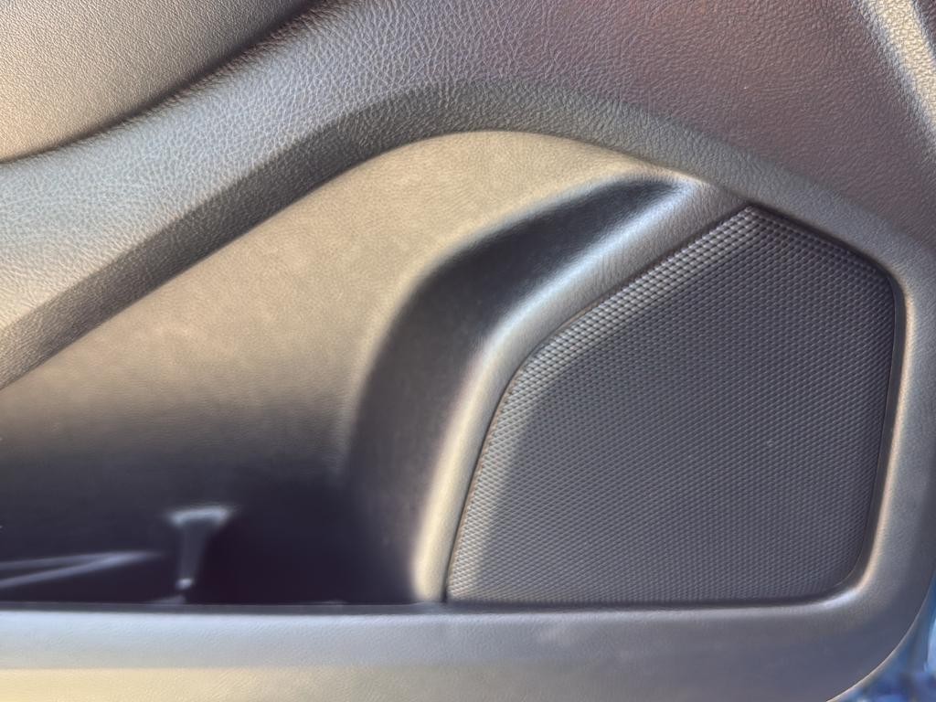 Ford Edge Vehicle Full-screen Gallery Image 18