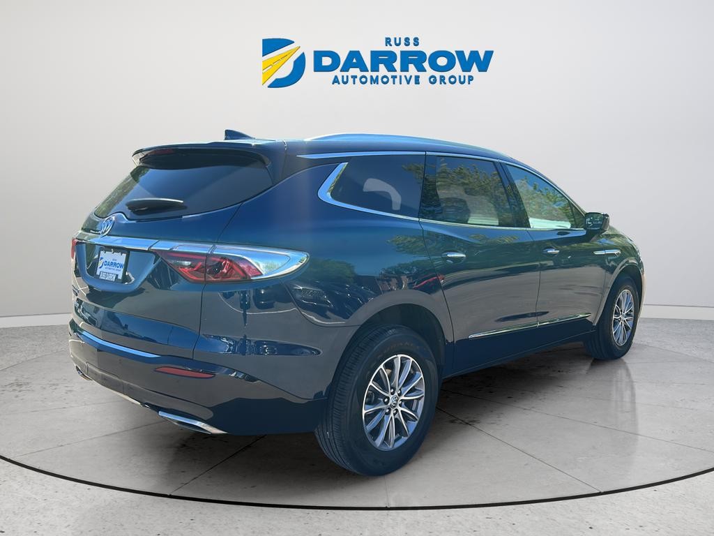 Buick Enclave Vehicle Full-screen Gallery Image 05