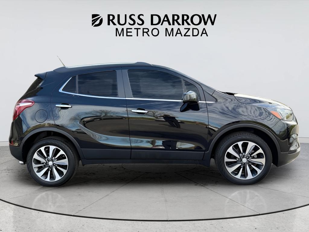 Buick Encore Vehicle Full-screen Gallery Image 06