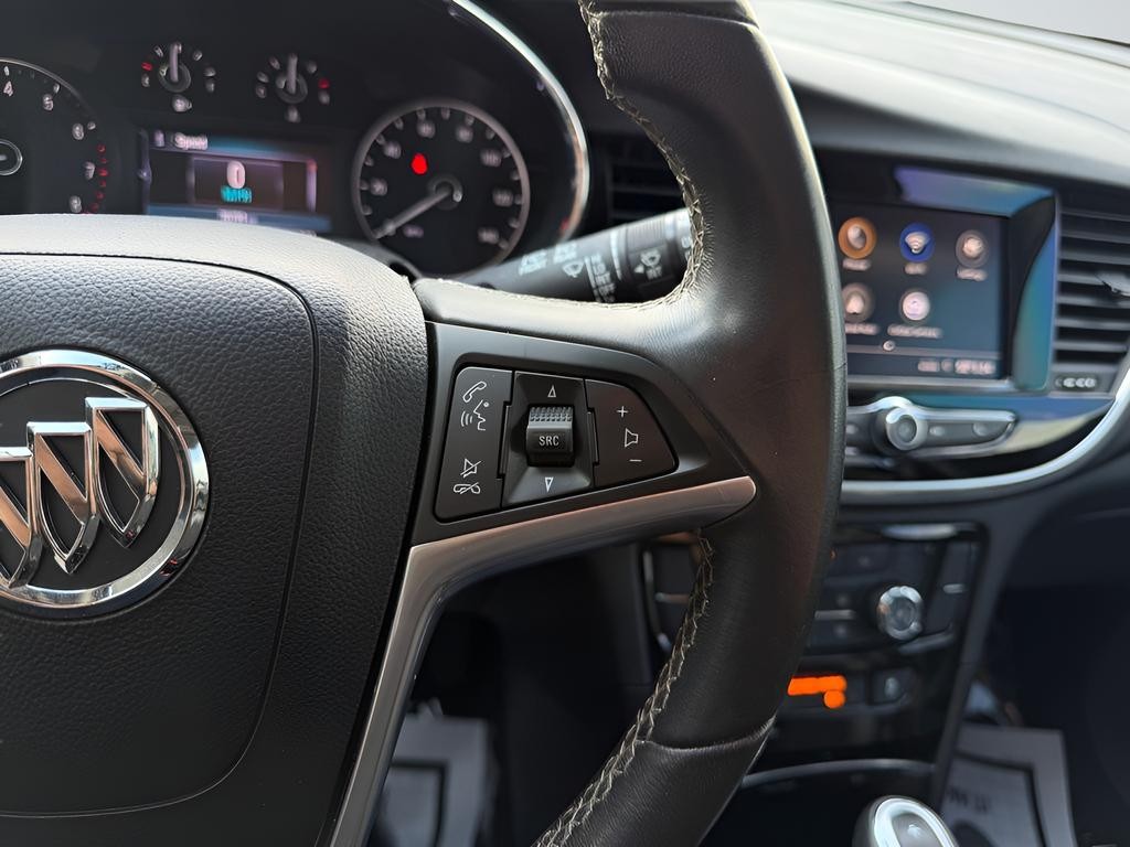 Buick Encore Vehicle Full-screen Gallery Image 28