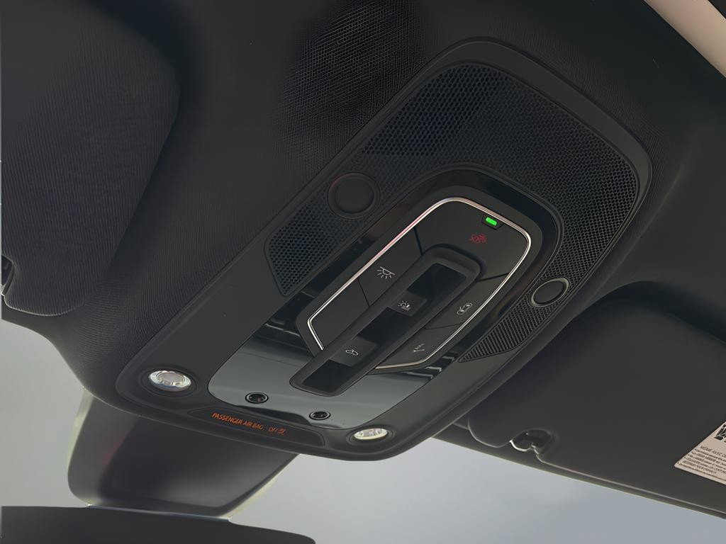 Audi Q7 Vehicle Full-screen Gallery Image 10