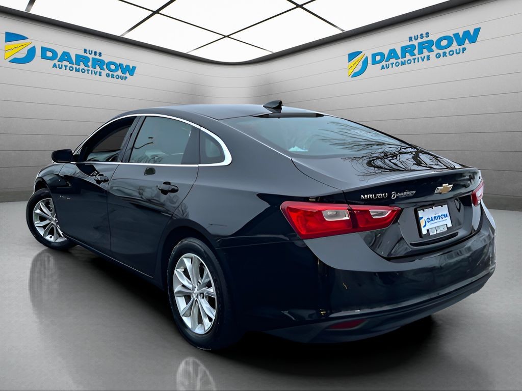 Chevrolet Malibu Vehicle Full-screen Gallery Image 03