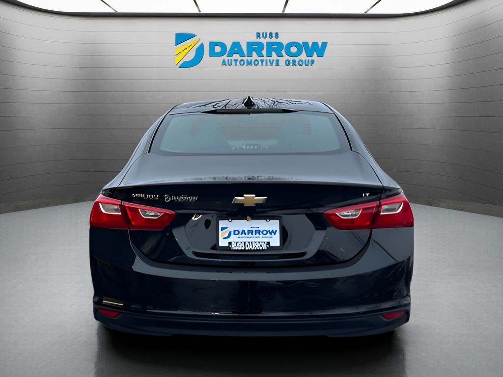 Chevrolet Malibu Vehicle Full-screen Gallery Image 04