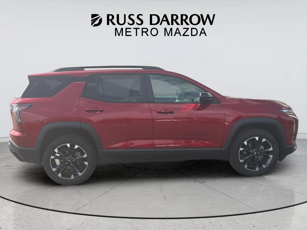 Chevrolet Equinox Vehicle Full-screen Gallery Image 06