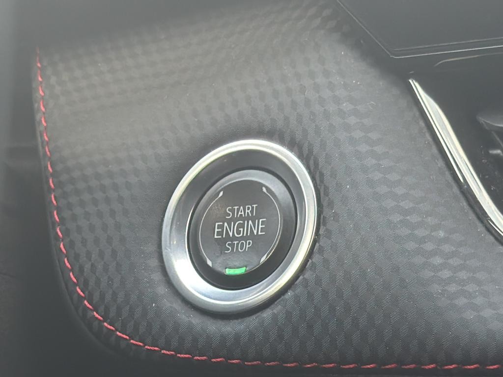 Chevrolet Equinox Vehicle Full-screen Gallery Image 11