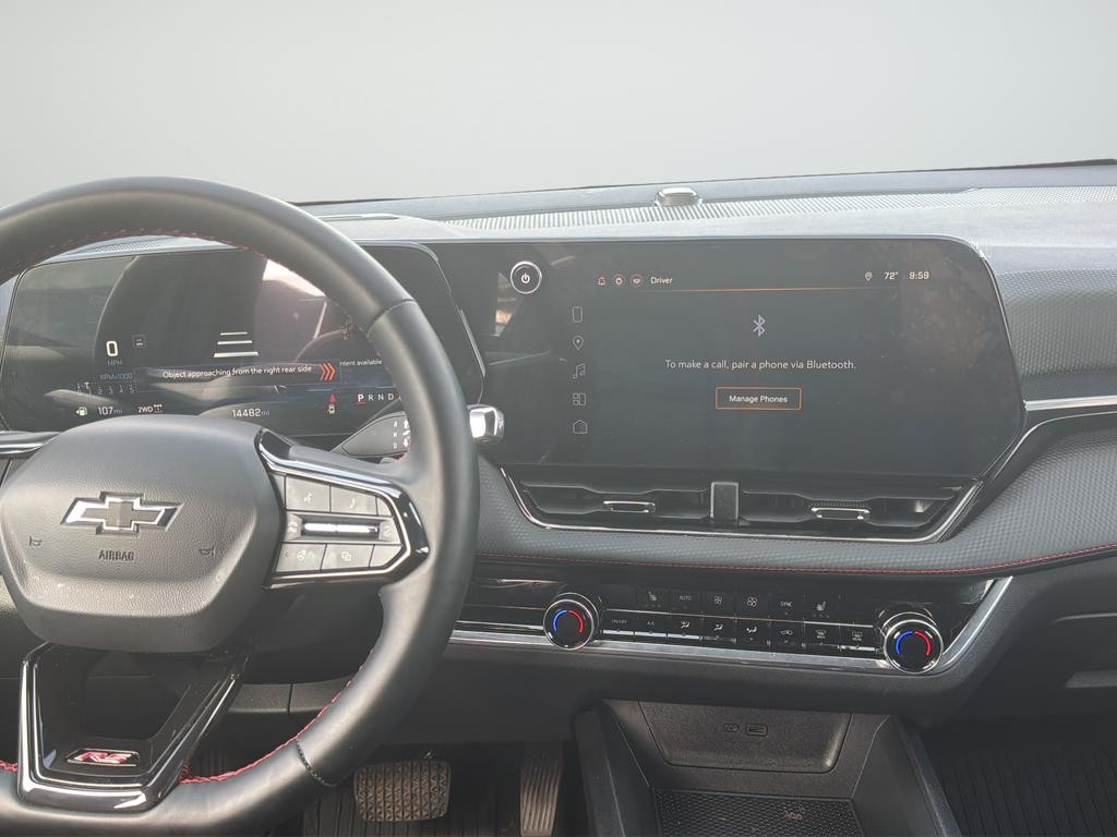 Chevrolet Equinox Vehicle Full-screen Gallery Image 12
