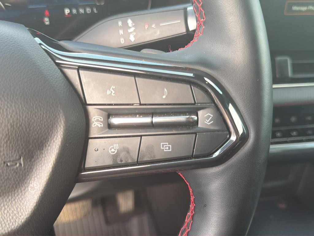 Chevrolet Equinox Vehicle Full-screen Gallery Image 15