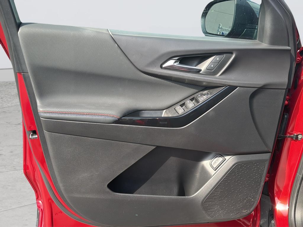 Chevrolet Equinox Vehicle Full-screen Gallery Image 21