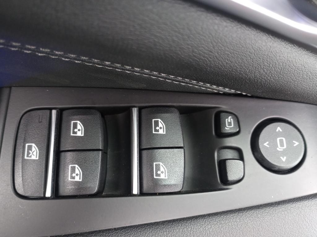 BMW X5 Vehicle Full-screen Gallery Image 27