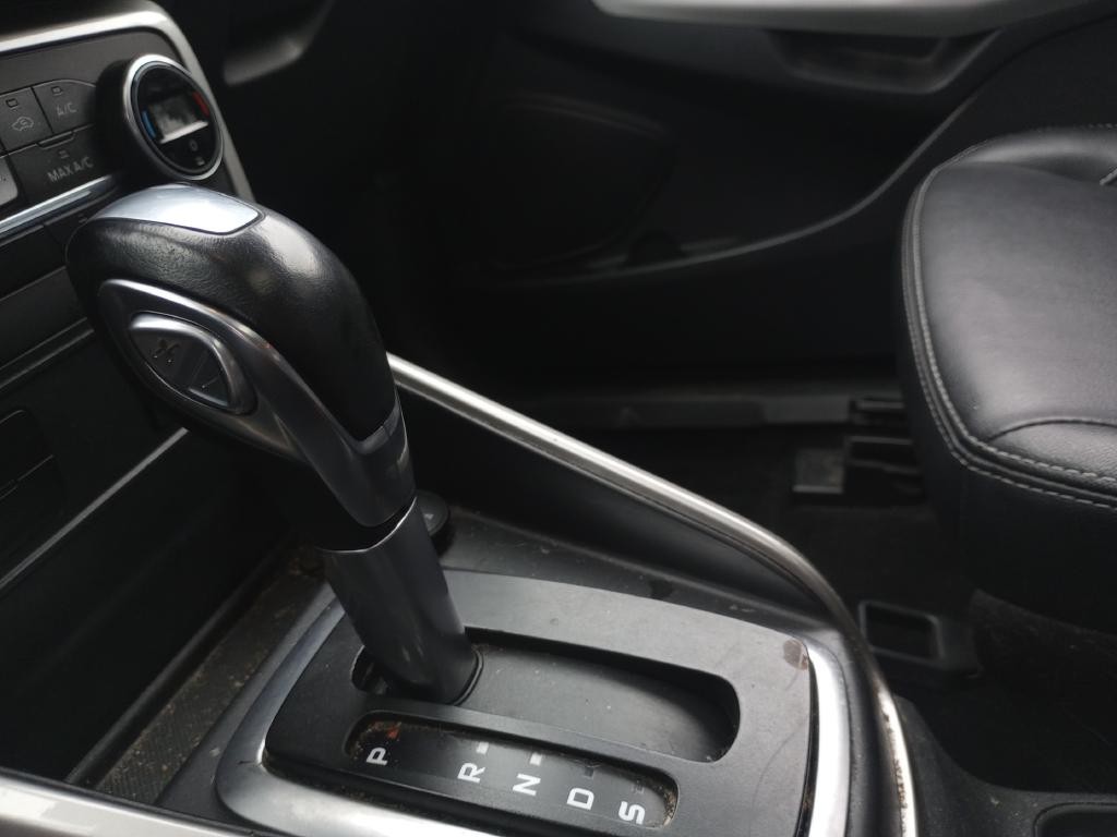 Ford EcoSport Vehicle Full-screen Gallery Image 22