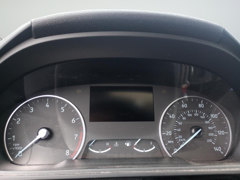 Ford EcoSport Vehicle Full-screen Gallery Image 23