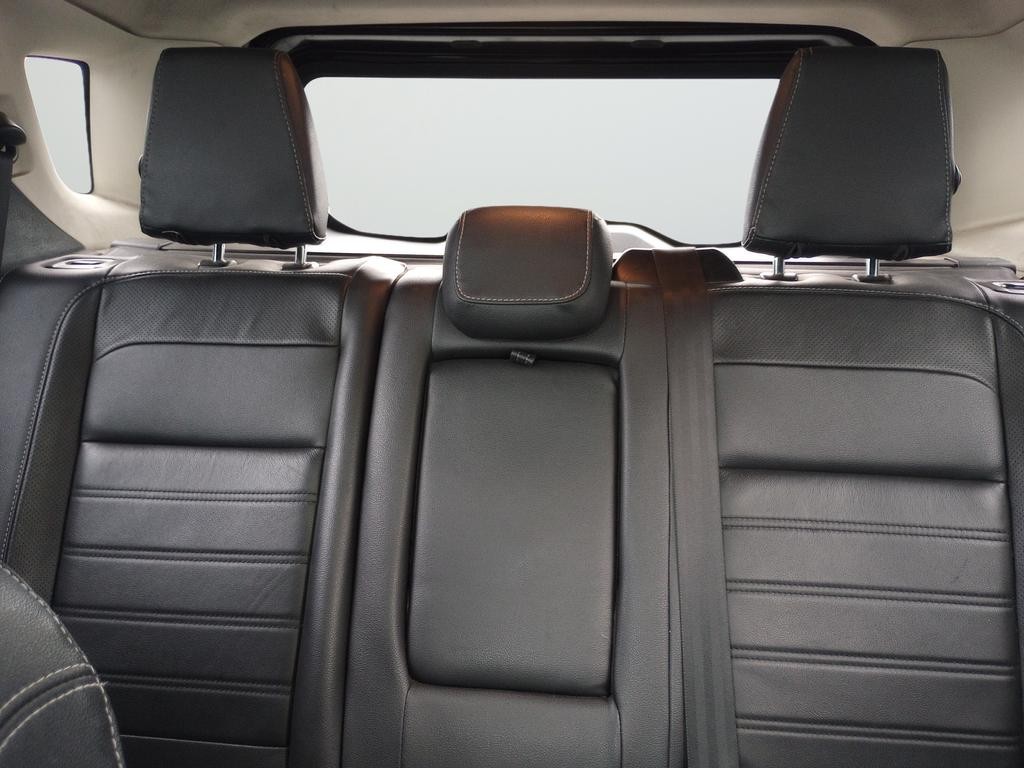 Ford EcoSport Vehicle Full-screen Gallery Image 29