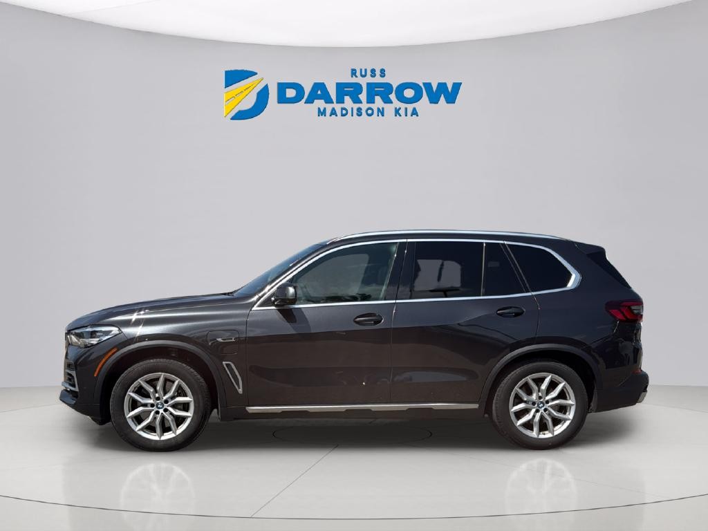 BMW X5 Vehicle Full-screen Gallery Image 02